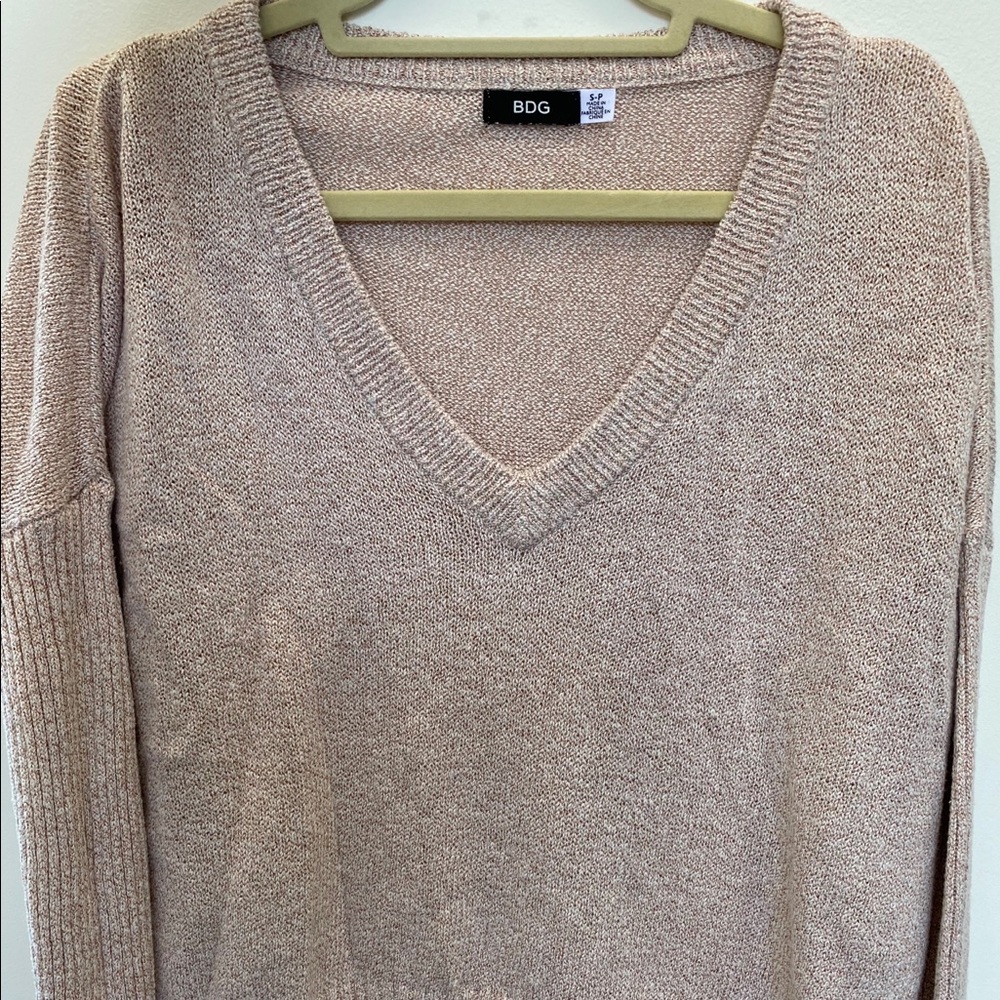 V neck sweater